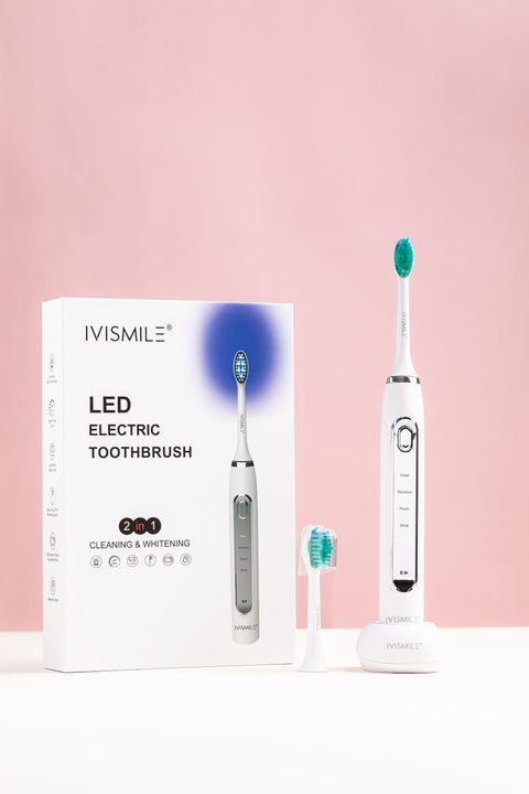 La Première Brosse à Dents électrique intelligente avec Technologie LED Blanchissante Intégrée"